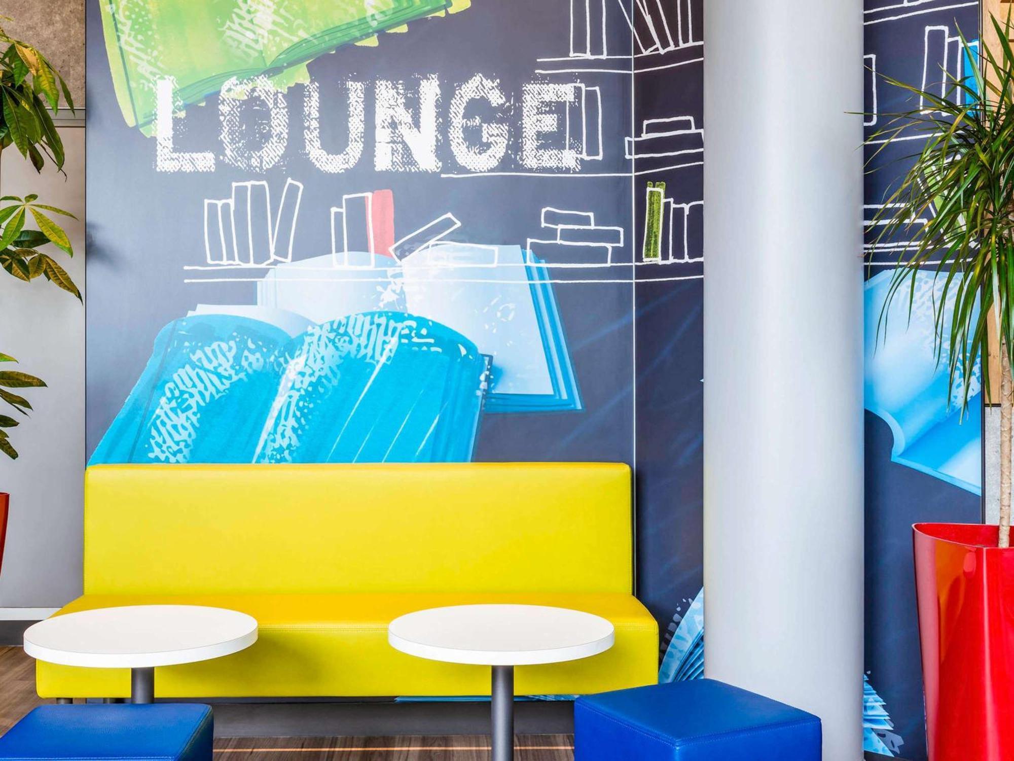 Ibis Budget Rueil Malmaison Ngoại thất bức ảnh