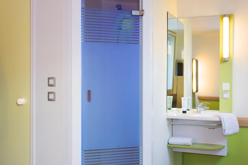 Ibis Budget Rueil Malmaison Ngoại thất bức ảnh