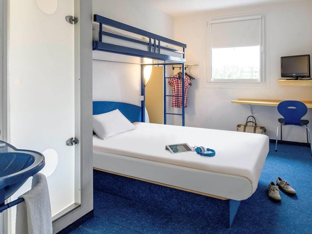 Ibis Budget Rueil Malmaison Ngoại thất bức ảnh