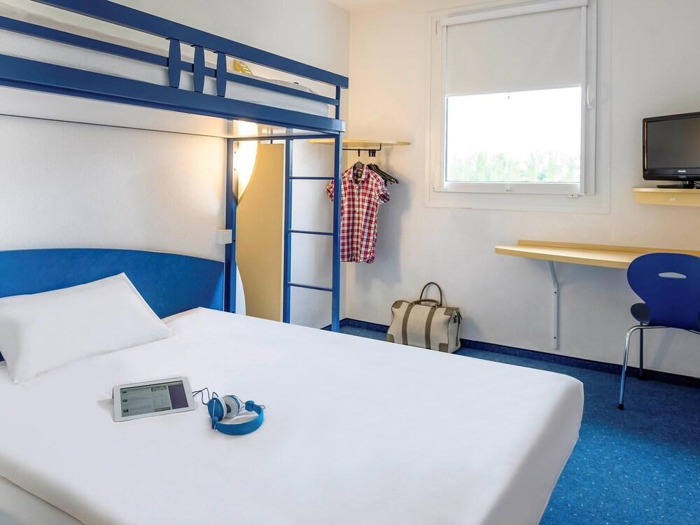 Ibis Budget Rueil Malmaison Ngoại thất bức ảnh